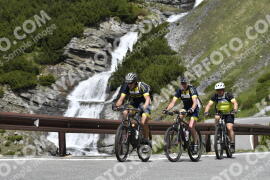 Photo #2109556 | 08-06-2022 11:52 | Passo Dello Stelvio - Waterfall curve BICYCLES