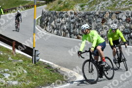 Photo #2432731 | 29-07-2022 12:14 | Passo Dello Stelvio - Waterfall curve BICYCLES