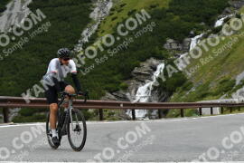 Photo #2439162 | 30-07-2022 10:32 | Passo Dello Stelvio - Waterfall curve BICYCLES