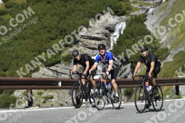 Photo #2776984 | 29-08-2022 11:28 | Passo Dello Stelvio - Waterfall curve BICYCLES