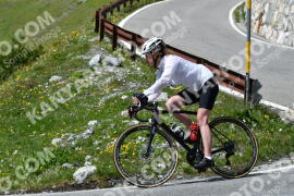Photo #2192771 | 25-06-2022 15:00 | Passo Dello Stelvio - Waterfall curve BICYCLES
