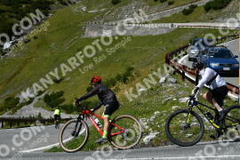 Photo #2712782 | 22-08-2022 14:53 | Passo Dello Stelvio - Waterfall curve BICYCLES