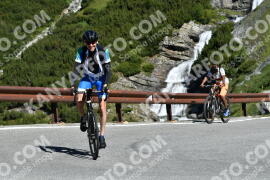 Photo #2184005 | 25-06-2022 09:53 | Passo Dello Stelvio - Waterfall curve BICYCLES