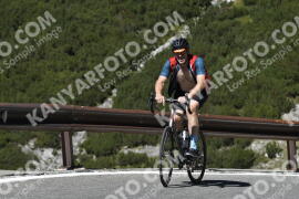 Photo #2718277 | 23-08-2022 12:11 | Passo Dello Stelvio - Waterfall curve BICYCLES