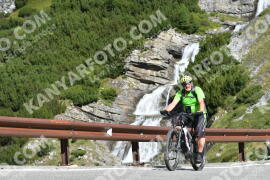 Photo #2484541 | 02-08-2022 10:15 | Passo Dello Stelvio - Waterfall curve BICYCLES