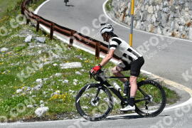 Photo #2192398 | 25-06-2022 14:00 | Passo Dello Stelvio - Waterfall curve BICYCLES