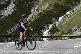 Photo #2109810 | 08-06-2022 13:57 | Passo Dello Stelvio - Waterfall curve BICYCLES