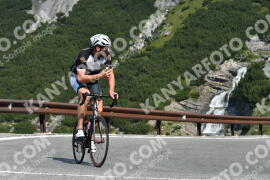 Photo #2360023 | 20-07-2022 10:10 | Passo Dello Stelvio - Waterfall curve BICYCLES