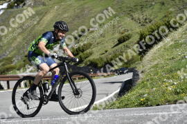 Photo #2082655 | 04-06-2022 09:48 | Passo Dello Stelvio - Waterfall curve BICYCLES