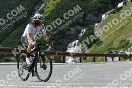 Photo #2385592 | 24-07-2022 16:39 | Passo Dello Stelvio - Waterfall curve BICYCLES