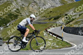 Photo #2669033 | 16-08-2022 11:15 | Passo Dello Stelvio - Waterfall curve BICYCLES