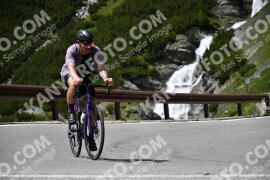 Photo #3222096 | 24-06-2023 14:28 | Passo Dello Stelvio - Waterfall curve BICYCLES