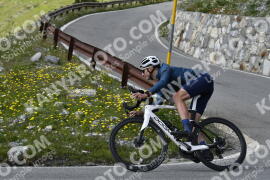 Photo #3543547 | 20-07-2023 16:00 | Passo Dello Stelvio - Waterfall curve BICYCLES