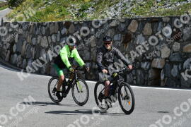 Photo #2207271 | 30-06-2022 10:22 | Passo Dello Stelvio - Waterfall curve BICYCLES