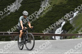Photo #3200408 | 23-06-2023 12:08 | Passo Dello Stelvio - Waterfall curve BICYCLES