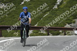Fotó #3763003 | 08-08-2023 11:42 | Passo Dello Stelvio - Vízesés kanyar Bicajosok