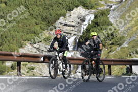 Photo #2808181 | 04-09-2022 09:48 | Passo Dello Stelvio - Waterfall curve BICYCLES