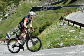 Photo #2184435 | 25-06-2022 10:00 | Passo Dello Stelvio - Waterfall curve BICYCLES