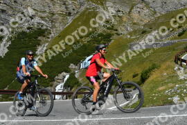 Foto #4156578 | 04-09-2023 11:20 | Passo Dello Stelvio - Waterfall Kehre BICYCLES