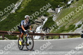 Photo #2335323 | 17-07-2022 12:00 | Passo Dello Stelvio - Waterfall curve BICYCLES