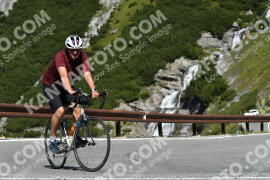 Photo #2503928 | 04-08-2022 10:59 | Passo Dello Stelvio - Waterfall curve BICYCLES