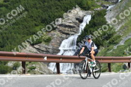 Photo #2252980 | 08-07-2022 09:58 | Passo Dello Stelvio - Waterfall curve BICYCLES