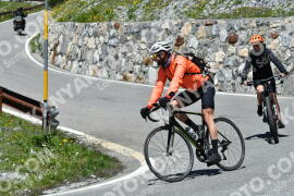 Photo #2192126 | 25-06-2022 13:33 | Passo Dello Stelvio - Waterfall curve BICYCLES