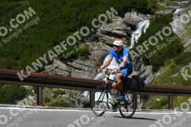 Photo #3987094 | 20-08-2023 12:46 | Passo Dello Stelvio - Waterfall curve BICYCLES