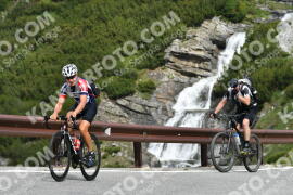 Photo #2178850 | 24-06-2022 10:32 | Passo Dello Stelvio - Waterfall curve BICYCLES