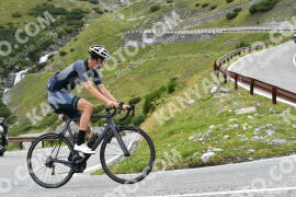 Photo #2440814 | 30-07-2022 11:39 | Passo Dello Stelvio - Waterfall curve BICYCLES