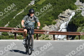 Photo #2317231 | 16-07-2022 09:59 | Passo Dello Stelvio - Waterfall curve BICYCLES