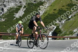 Photo #2306422 | 15-07-2022 09:48 | Passo Dello Stelvio - Waterfall curve BICYCLES