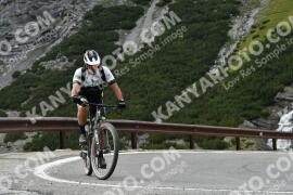 Photo #2645516 | 14-08-2022 16:12 | Passo Dello Stelvio - Waterfall curve BICYCLES