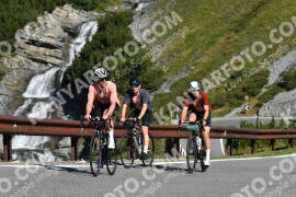 Photo #4035233 | 23-08-2023 09:54 | Passo Dello Stelvio - Waterfall curve BICYCLES