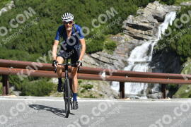Photo #2306775 | 15-07-2022 10:11 | Passo Dello Stelvio - Waterfall curve BICYCLES