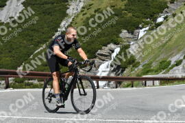 Photo #2137481 | 17-06-2022 11:44 | Passo Dello Stelvio - Waterfall curve BICYCLES