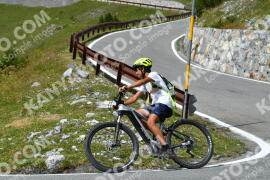 Photo #4026135 | 22-08-2023 14:40 | Passo Dello Stelvio - Waterfall curve BICYCLES