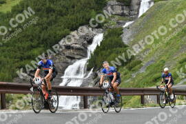 Photo #2206137 | 29-06-2022 14:23 | Passo Dello Stelvio - Waterfall curve BICYCLES