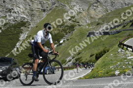 Fotó #3171574 | 19-06-2023 10:30 | Passo Dello Stelvio - Vízesés kanyar Bicajosok