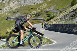 Photo #2710451 | 22-08-2022 10:23 | Passo Dello Stelvio - Waterfall curve BICYCLES