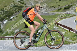 Photo #2194383 | 26-06-2022 11:17 | Passo Dello Stelvio - Waterfall curve BICYCLES