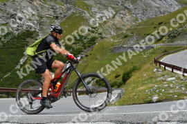 Foto #3925333 | 17-08-2023 10:06 | Passo Dello Stelvio - Waterfall Kehre BICYCLES