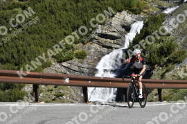 Photo #2104374 | 06-06-2022 09:30 | Passo Dello Stelvio - Waterfall curve BICYCLES