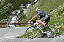 Photo #2203277 | 27-06-2022 12:39 | Passo Dello Stelvio - Waterfall curve BICYCLES