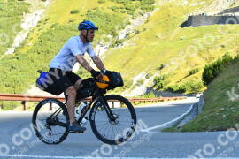 Photo #3982457 | 20-08-2023 09:47 | Passo Dello Stelvio - Waterfall curve BICYCLES