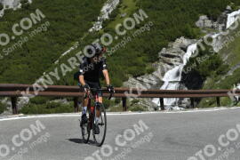 Fotó #3605187 | 28-07-2023 10:36 | Passo Dello Stelvio - Vízesés kanyar Bicajosok