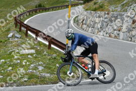 Photo #2683278 | 17-08-2022 13:05 | Passo Dello Stelvio - Waterfall curve BICYCLES