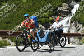 Photo #2146841 | 18-06-2022 14:07 | Passo Dello Stelvio - Waterfall curve BICYCLES