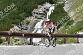 Photo #2400493 | 25-07-2022 12:46 | Passo Dello Stelvio - Waterfall curve BICYCLES