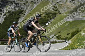 Photo #3214405 | 24-06-2023 14:15 | Passo Dello Stelvio - Waterfall curve BICYCLES